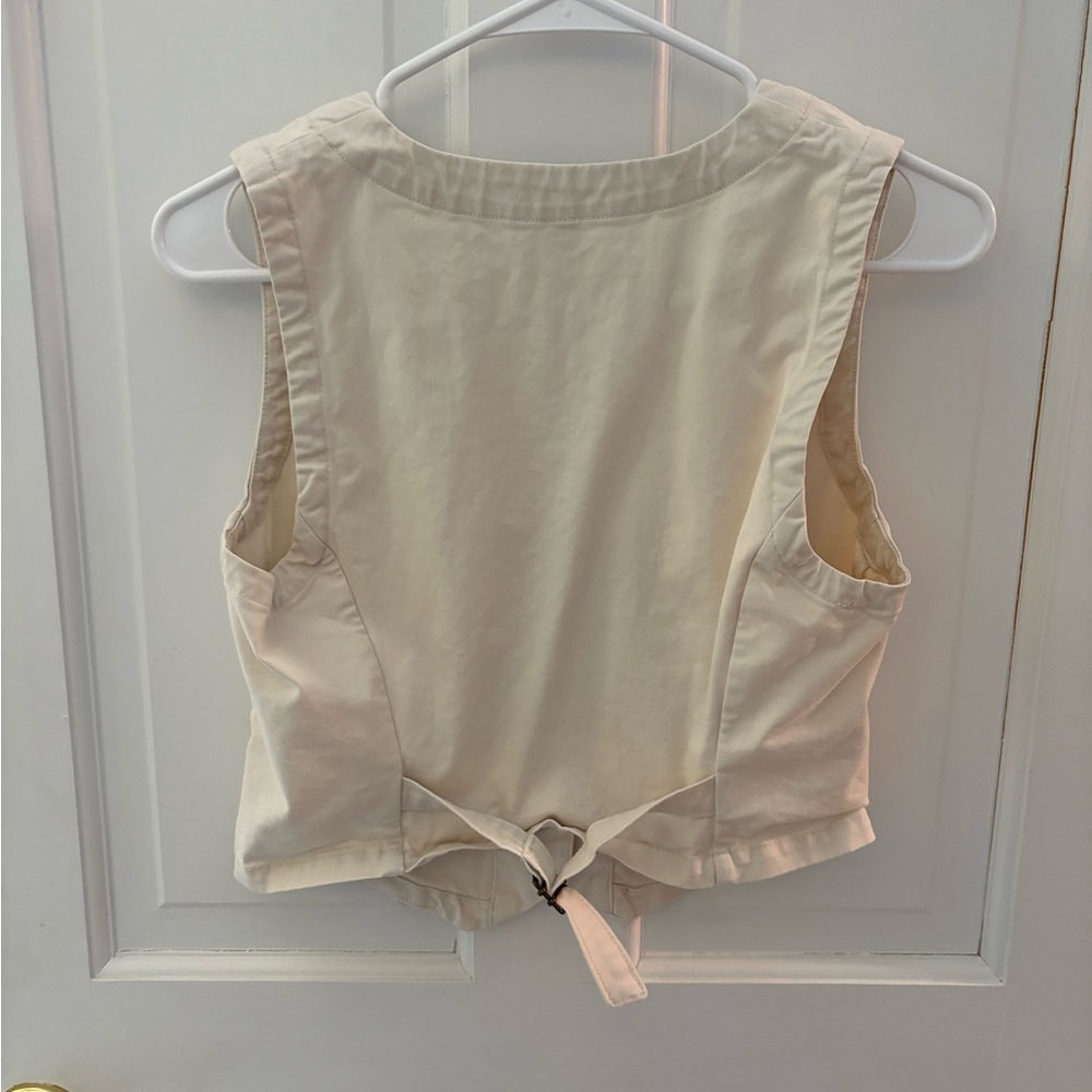 Banana Republic Cream Button-Up Vest - Picture 5 of 5